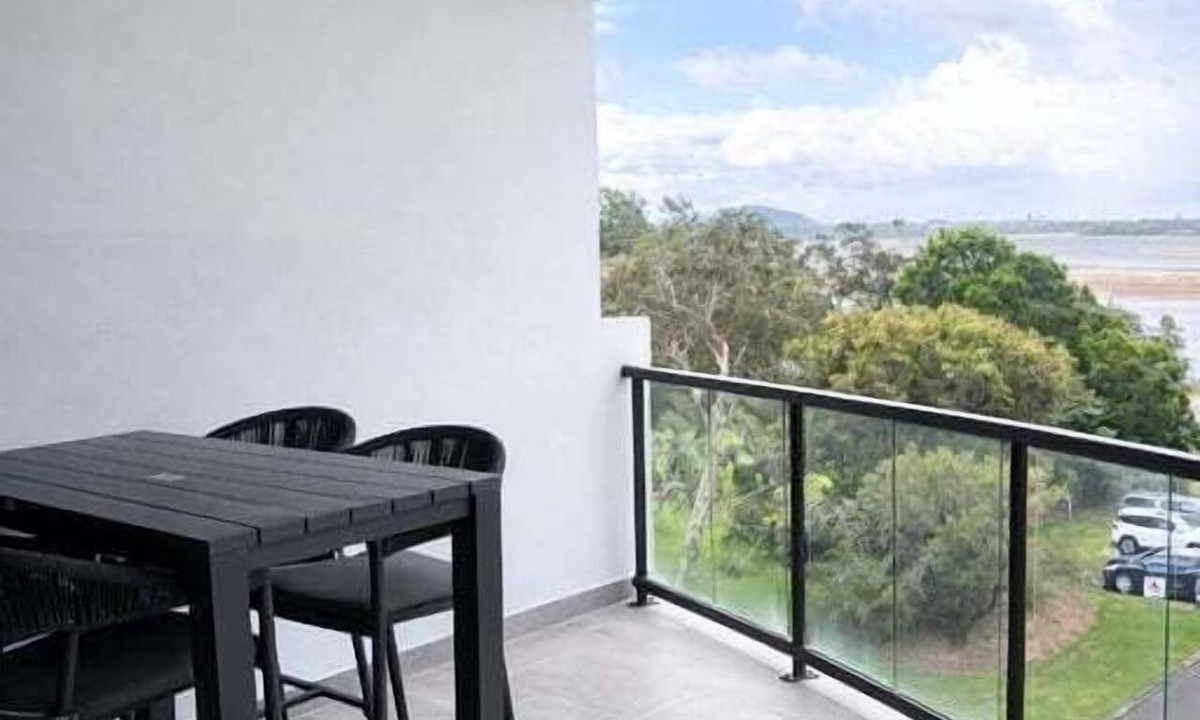 Maroochydore Apartment | 15 Ocean Isles, The Esplanade Maroochydore