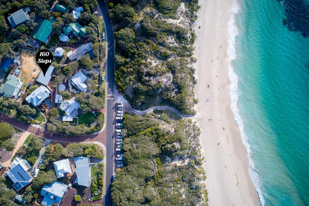Yallingup House | 160 Steps. from Yallingup Beach