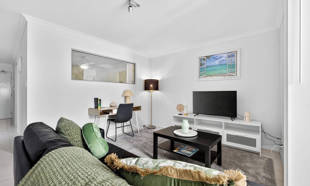 Rockingham Apartment | 1BR Rockingham Escape | Close to Beach & Shops