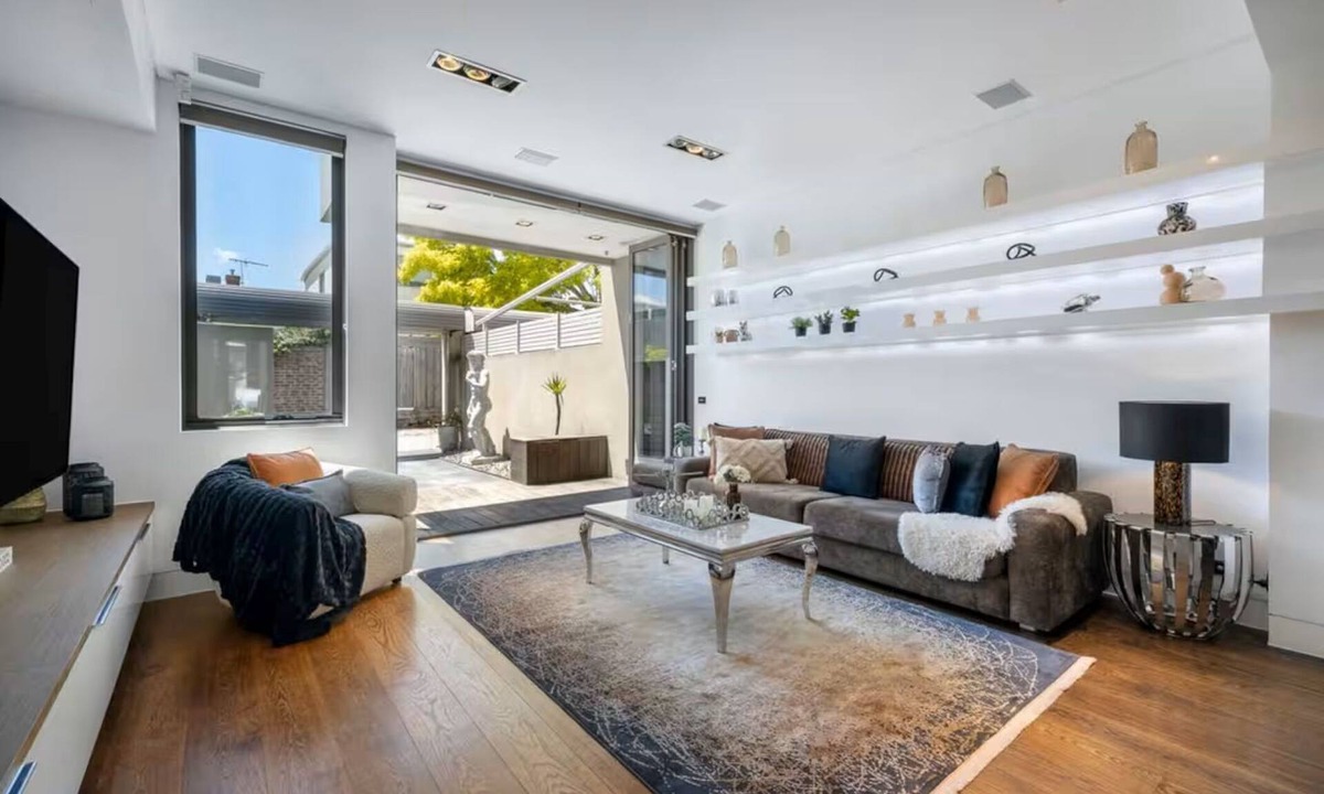 Albert Park House | 1st Class Living in the Heart of A+ Albert Park