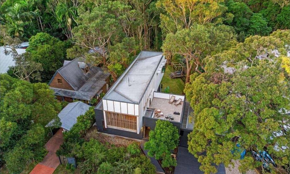 Yaroomba House | 2 Bed- Beach and Bush Retreat- Yaroomba-Sunshine Coast
