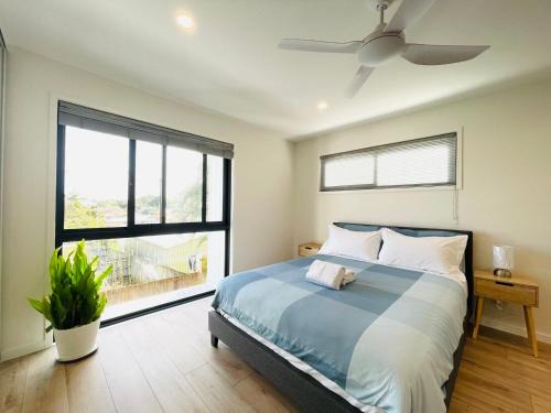 Coopers Plains House | 262ATroughton