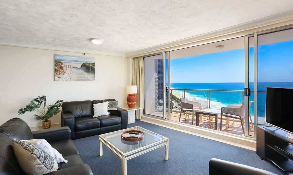 Surfers Paradise Apartment | 26A Peninsula High Floor Ocean Coastline Views