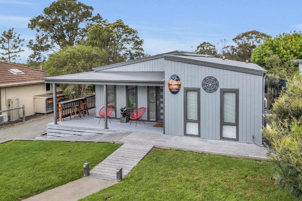 Mallacoota House | 29 Mirrabooka Road, Mallacoota - Eagle View House