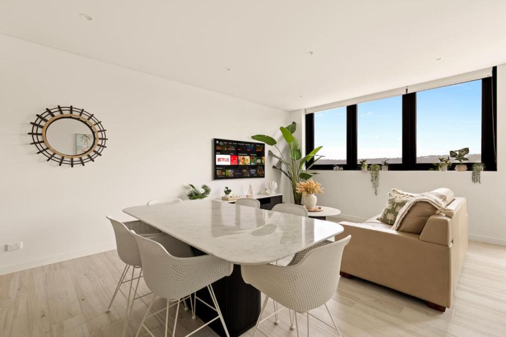 Gosford Apartment | 2BDR Luxury Apartment Panoramic Views