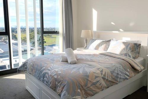 Kogarah Apartment | 2BR Apartment in Ramsgate Close to Airport & Ramsgate Beach