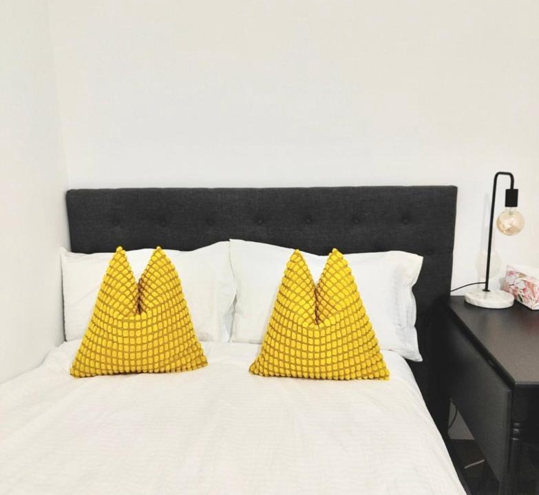 Newtown House | 2Min Walk to Newtown Station Centre Double Room