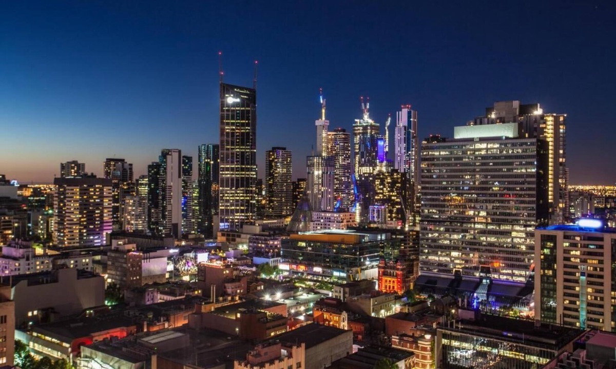Chinatown Apartment | 3 Bedroom Apartment at Lonsdale Street Melbourne