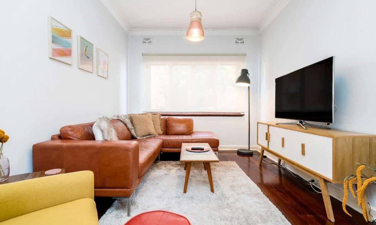 Coolbinia Apartment | 3 Funky &Cool Family Coolbinia 2BR for 4