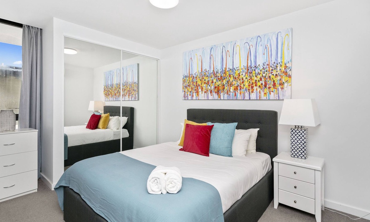 North Perth Apartment | 38 North Perth Snuggle Sanctuary- for 2 - parking