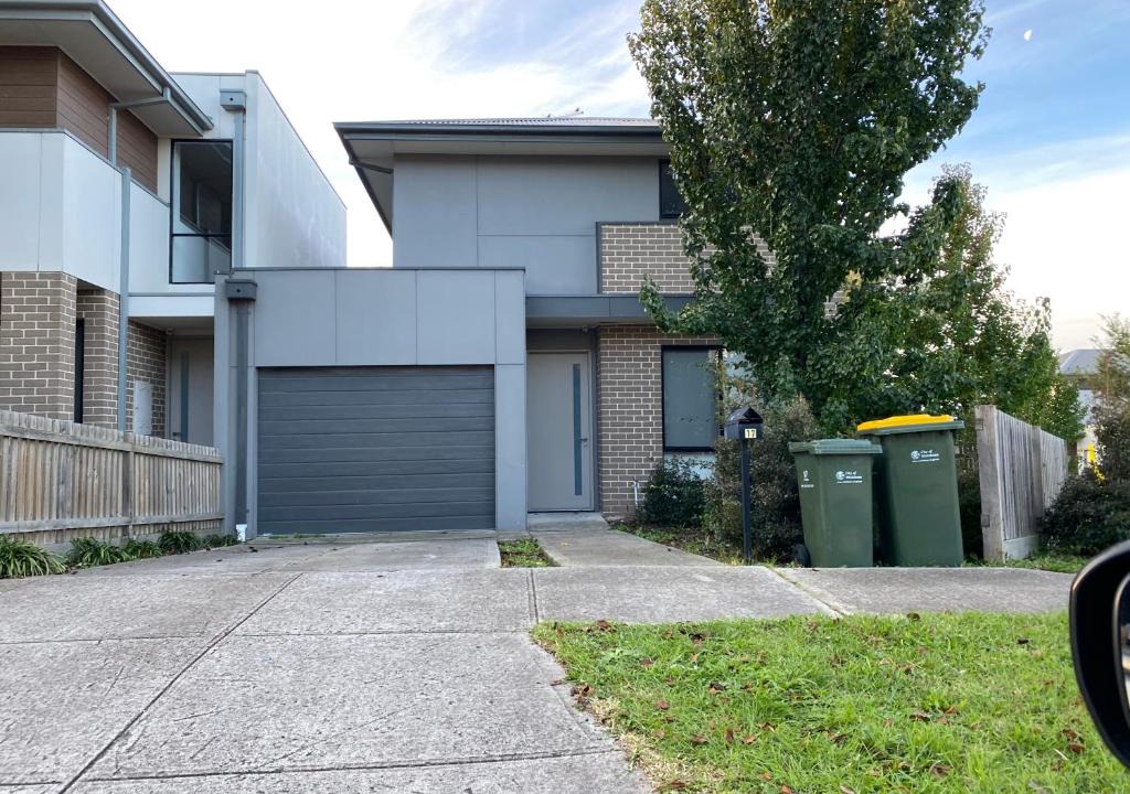 Mernda House | 3Beds-Whole House-Ramez Street-MERNDA