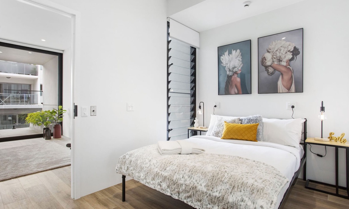 Leederville Apartment | 5 Lush Light Leederville Wheelchair PWD