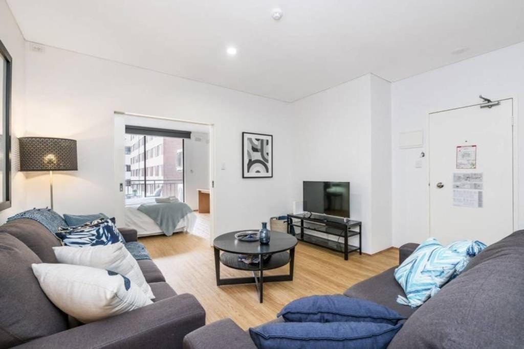 Perth Central Business District Apartment | 504 - Perth CBD Huge 1BR 1BA Beauty