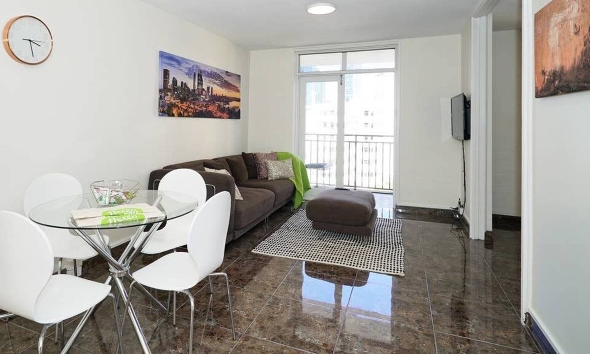 West Perth Apartment | 55 Next to Kings Park & the City sleeps 2