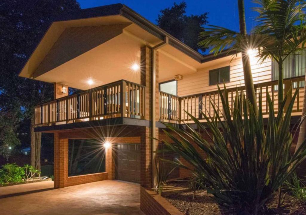 Narrawallee House | 6 Gemini Way