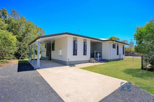 Woodgate House | 60 First Avenue