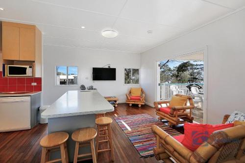 Woodgate House | 73 The Esplanade