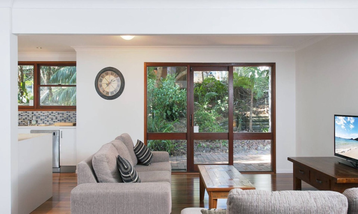 Shoal Bay House | A beautiful beach home in Shoal Bay!