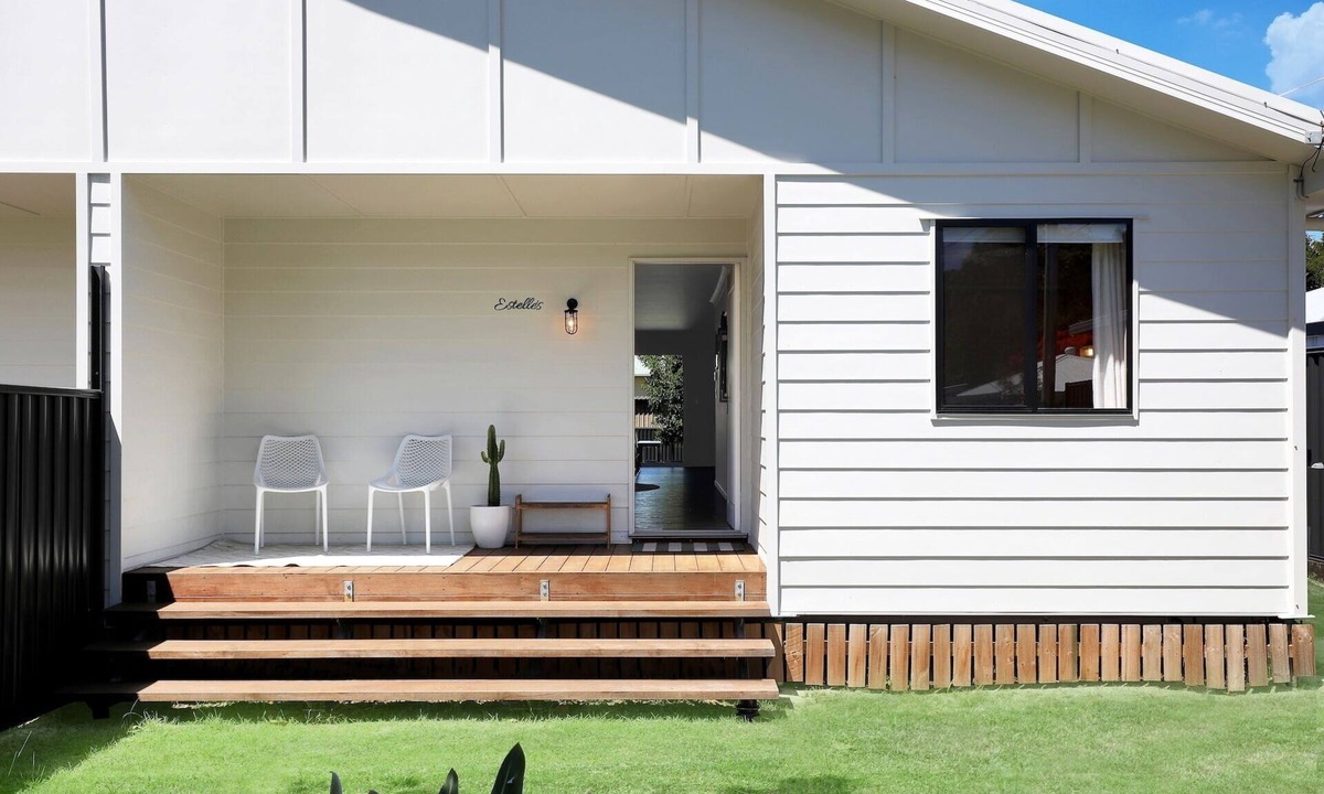 Amity Point House | A modern duplex perfect for easy holiday living in the peaceful Amity