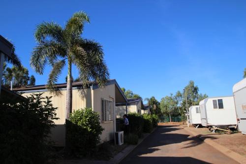 Karratha Industrial Estate Hotel | AAOK Karratha Caravan Park