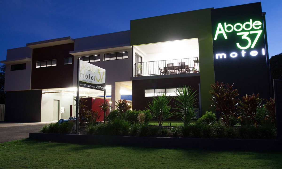 Emerald Hotel | Abode37