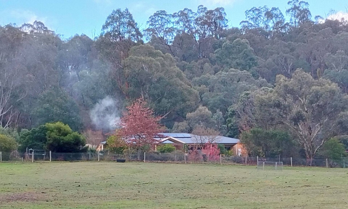 Yarra Glen House | Above the Mist Dexters. Spacious comfortable home on 12 acres.