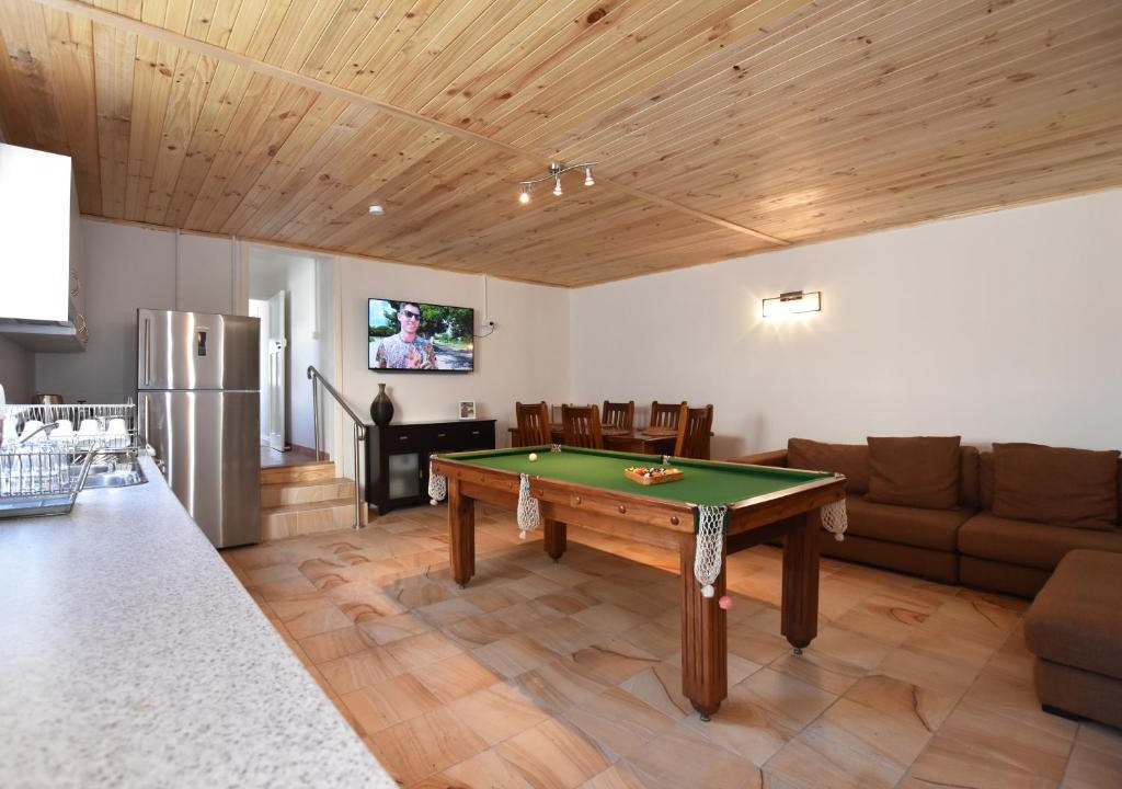 Lota House | Absolute Waterfront