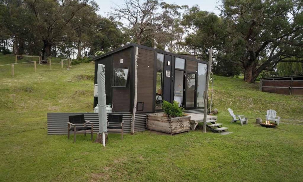 Kangaroo Ground House | Acre Away by Tiny Away