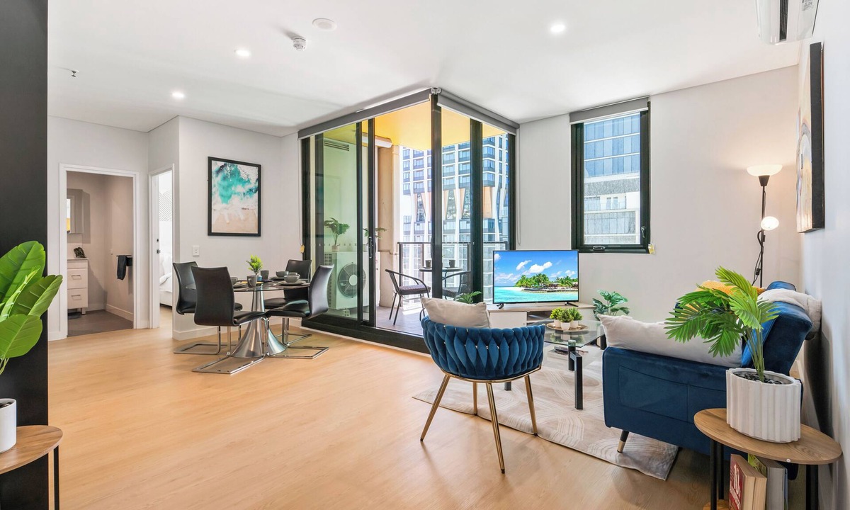 Adelaide Central Business District Apartment | Adelaide City Lights Apt | 2BR + Parking + Cinema