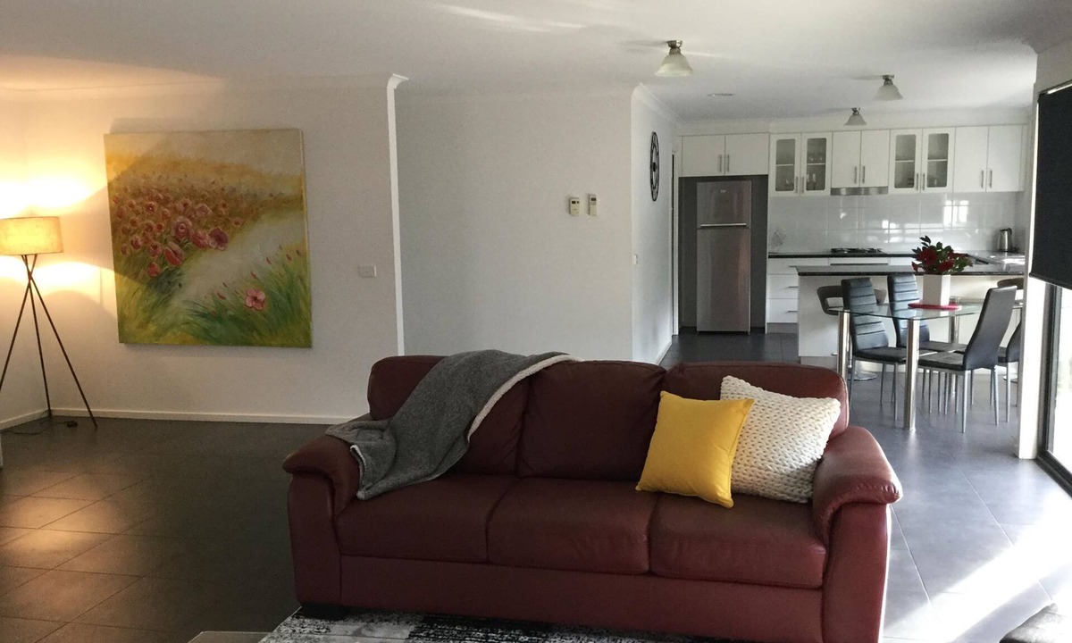 Sale House | AJ's Home. Modern, open plan & quiet location.