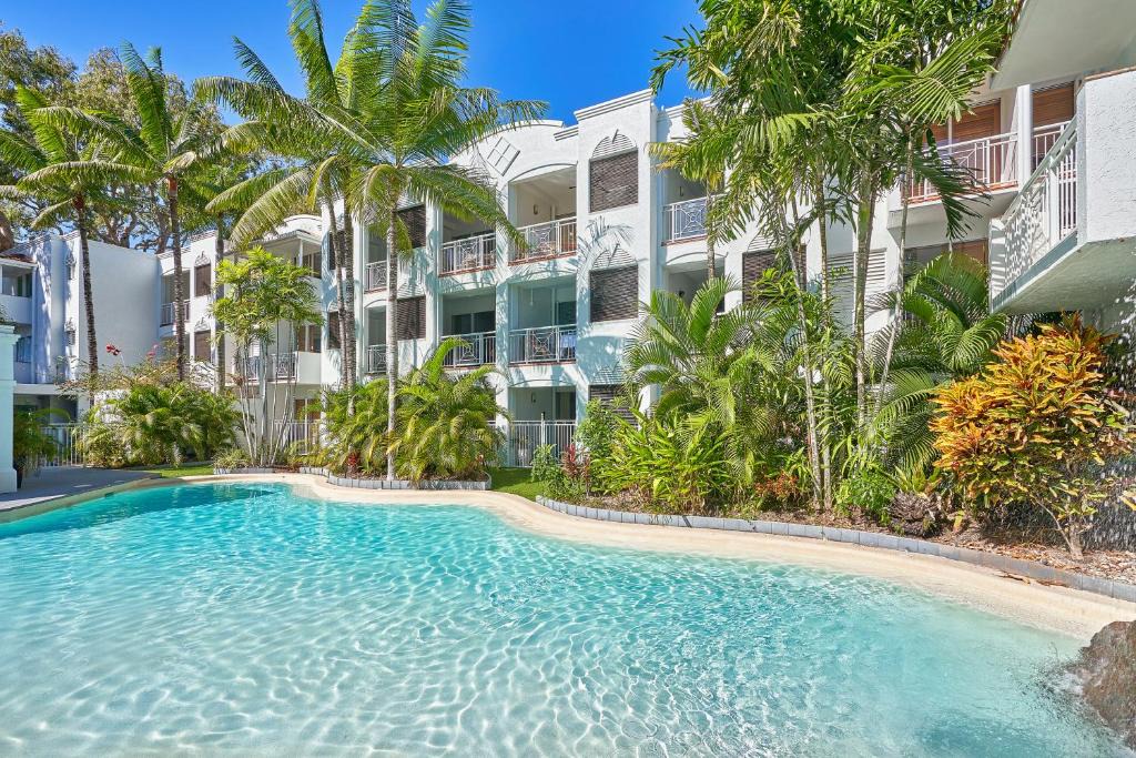 Palm Cove Apartment | Alassio Beachfront Apartments Palm Cove