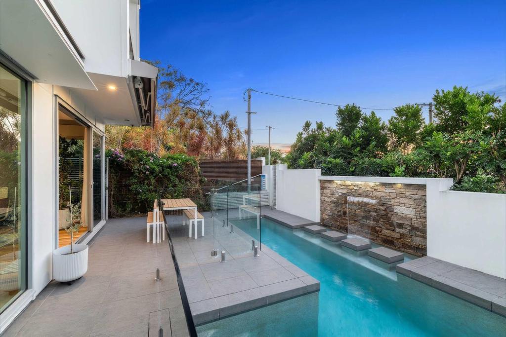 Alexandra Headland House | Alex Headland Haven - 3 Level Modern Retreat