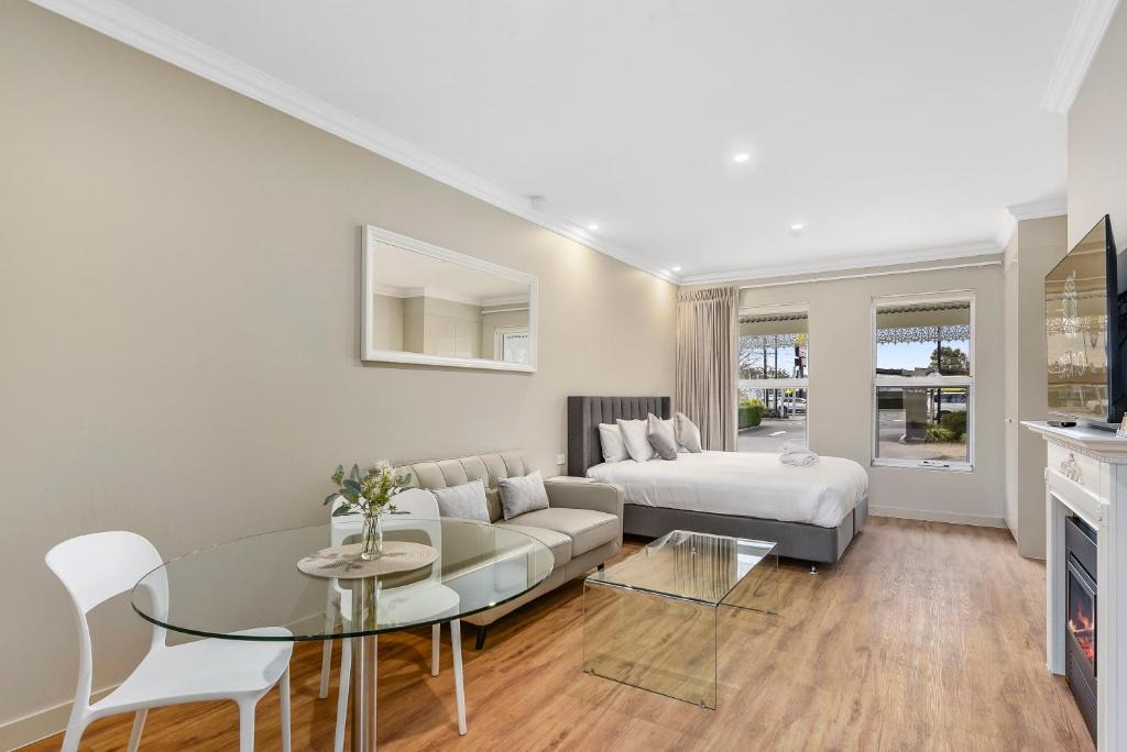 Naracoorte Apartment | Aloha Central Luxury Accommodation