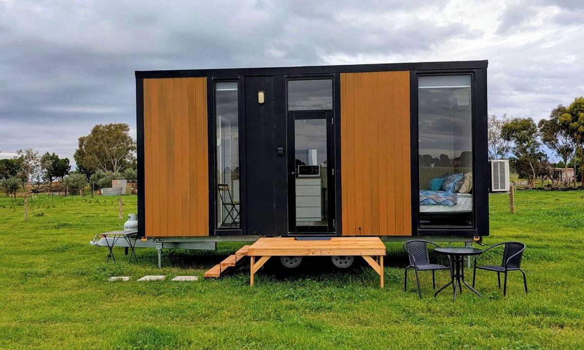 Peterborough House | Alpaca Paddock X by Tiny Away