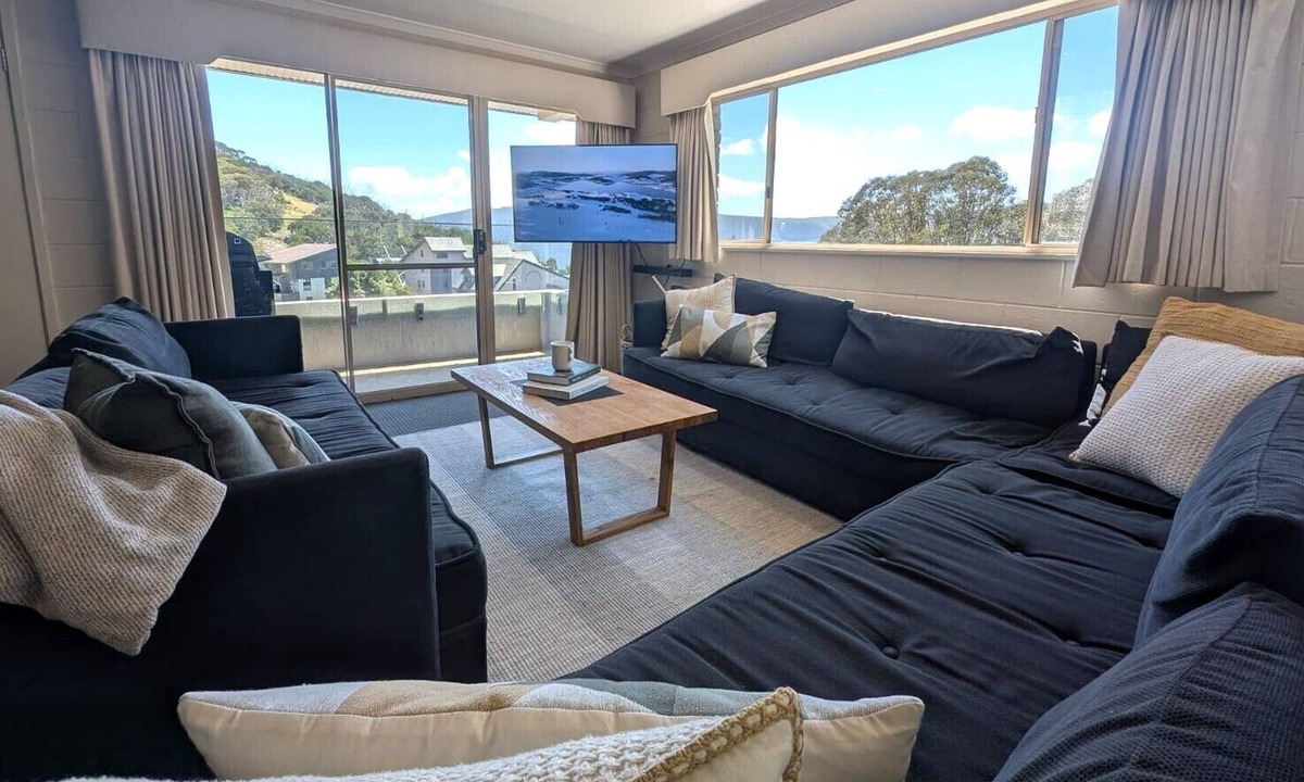 Falls Creek Apartment | Alpine View Apartments