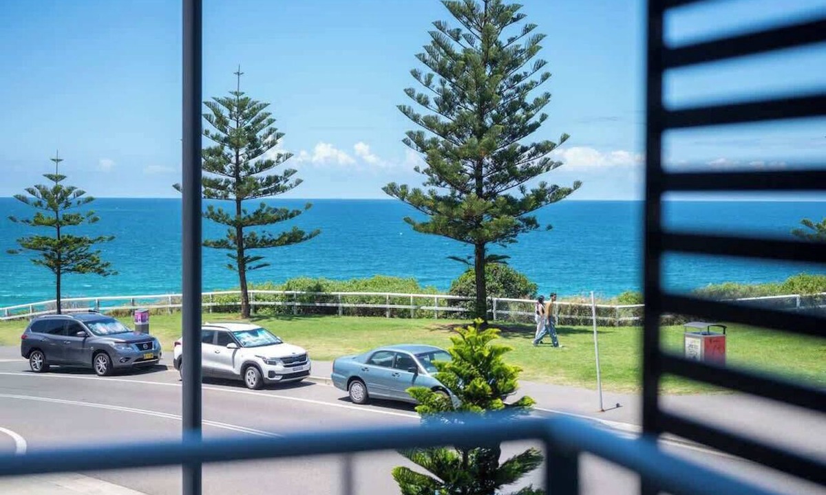 Newcastle Apartment | Amazing Apartment - No Platform Fees - Free Wi-Fi