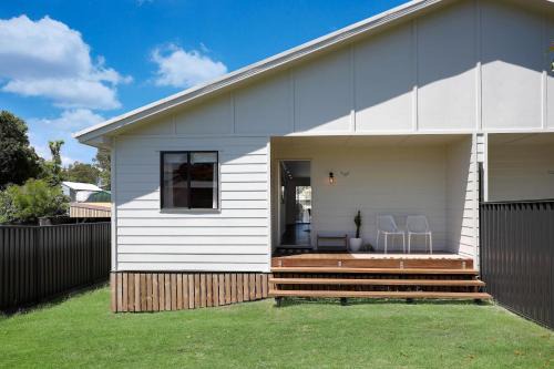 Amity Point House | Amity Duo - Roys