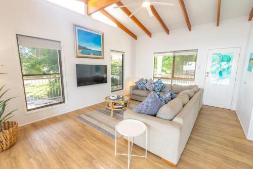 Amity Point House | Amity Treetops - Prime Location - Sleeps 7