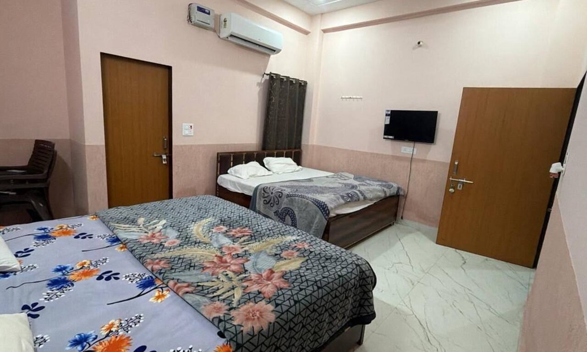 Vrindavan House | Amrit Guest House