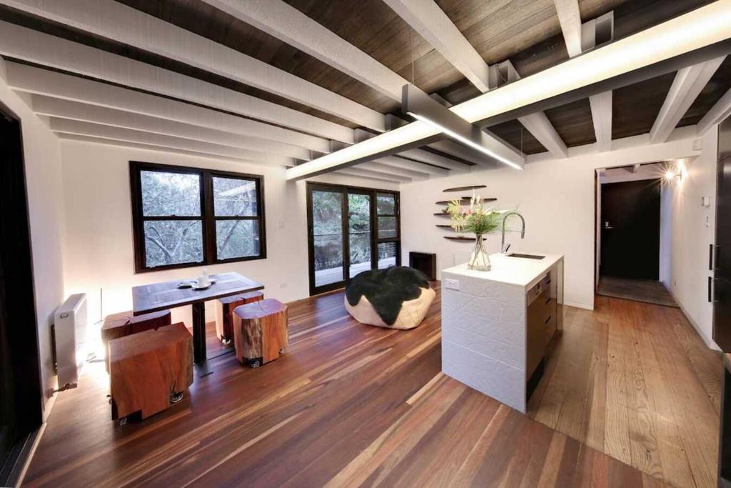 Warburton House | Ancient Future style at Warby Sabi