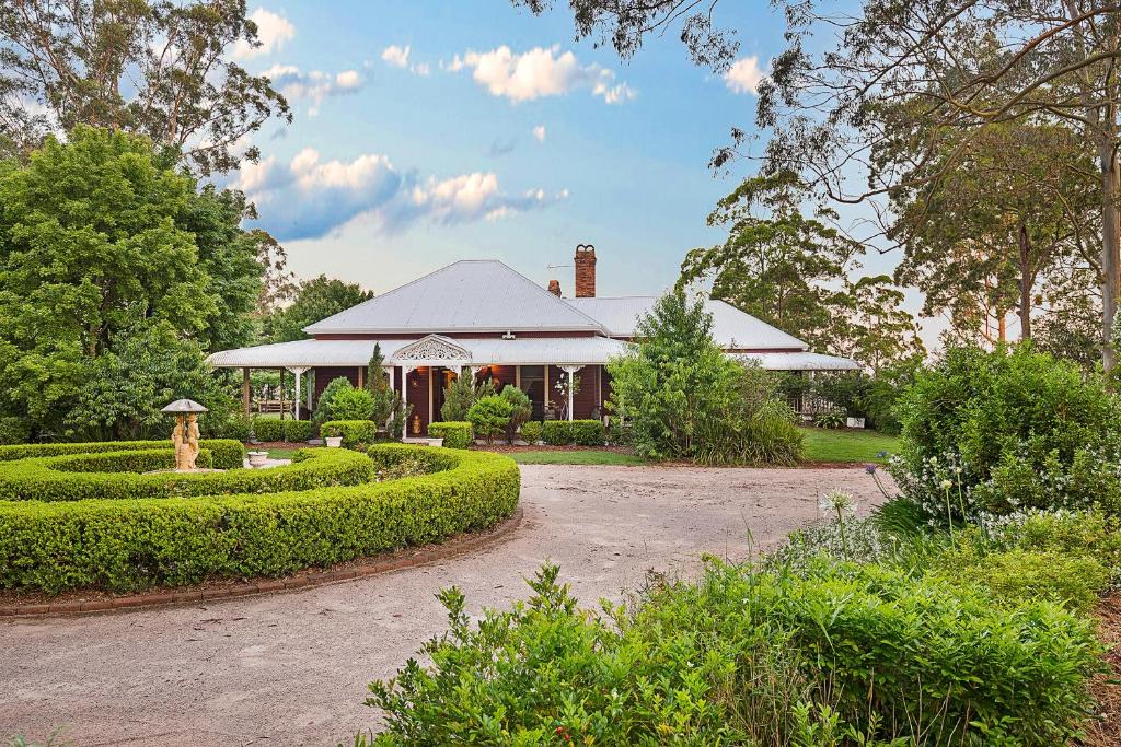Crows Nest Bed & Breakfast | Anduramba Homestead B&B