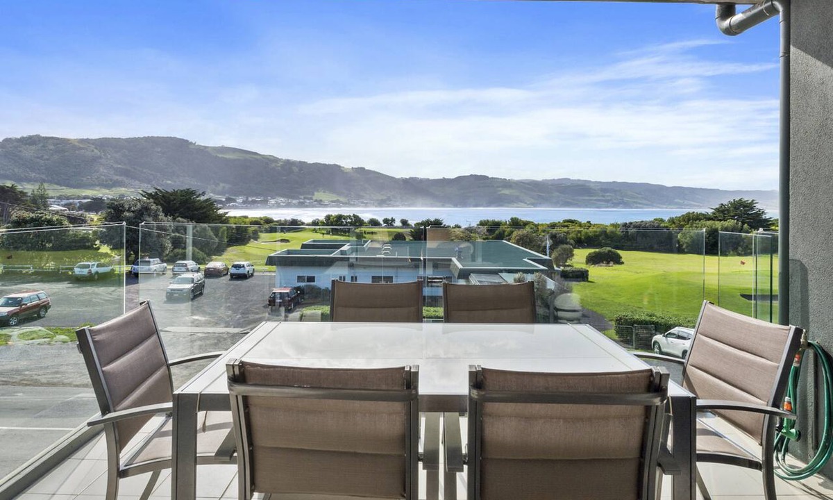 Apollo Bay Apartment | Apollo Blue 11