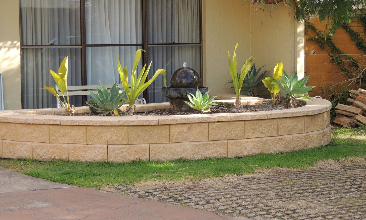 Batemans Bay Hotel | Argyle Terrace Motor Inn