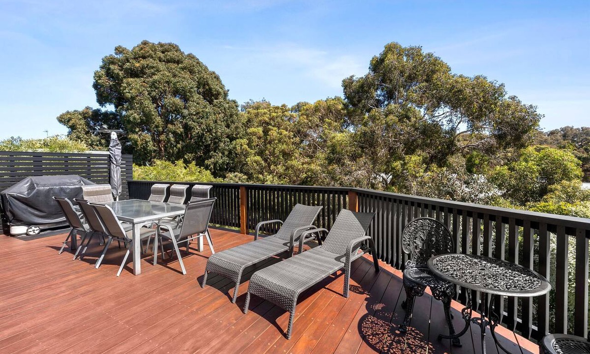 Anglesea House | Arinya