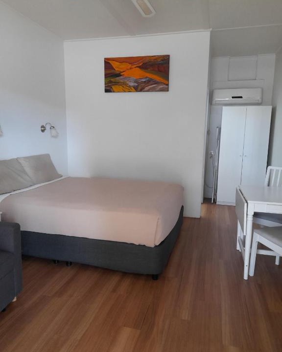Temora Hotel | Aromet Motor Inn