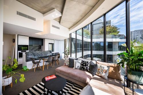 City West Apartment | ART 312