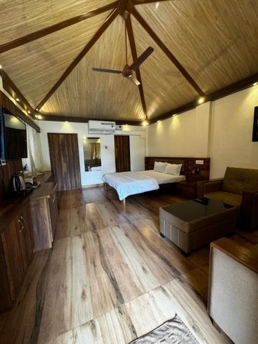 Vada House | Ashaya Agro Farm