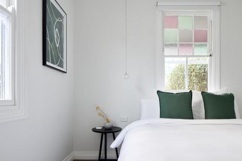 The Junction House | Austin Cottage - Pet friendly!