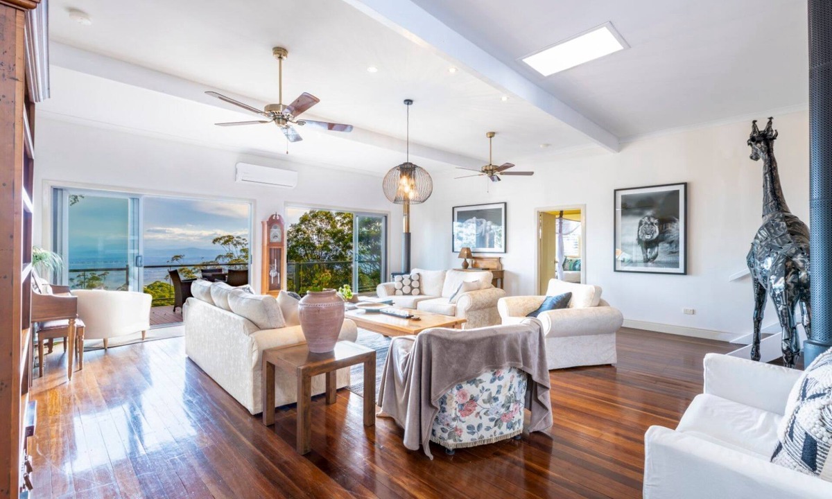 North Tamborine Bed & Breakfast | Avocado Sunset B&B