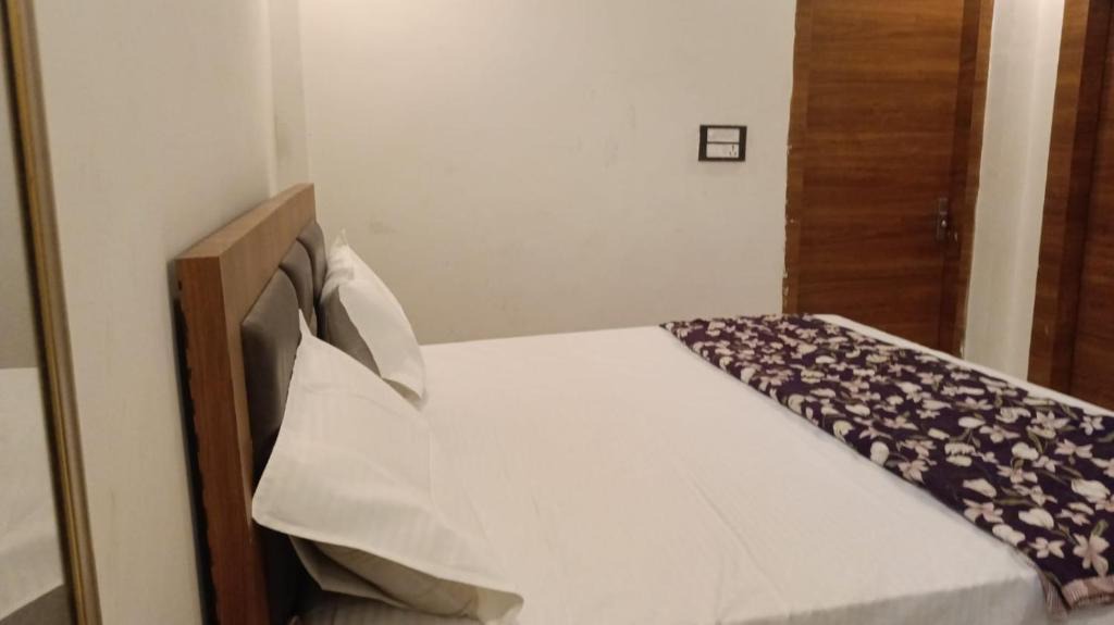 Soraon Hotel | Awadh stay inn